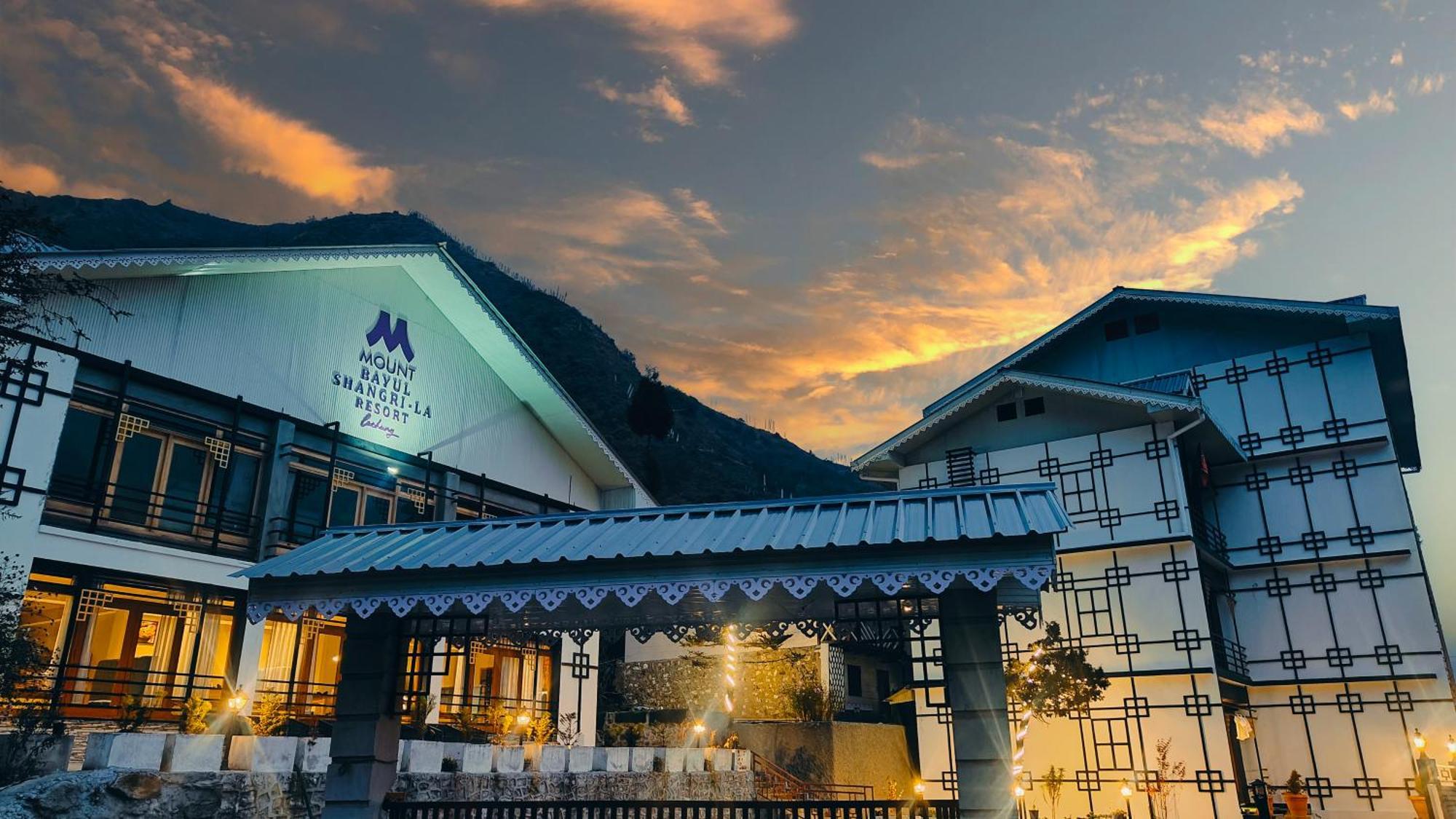 Mount Bayul Shangri-La Resort Lachung Exterior photo