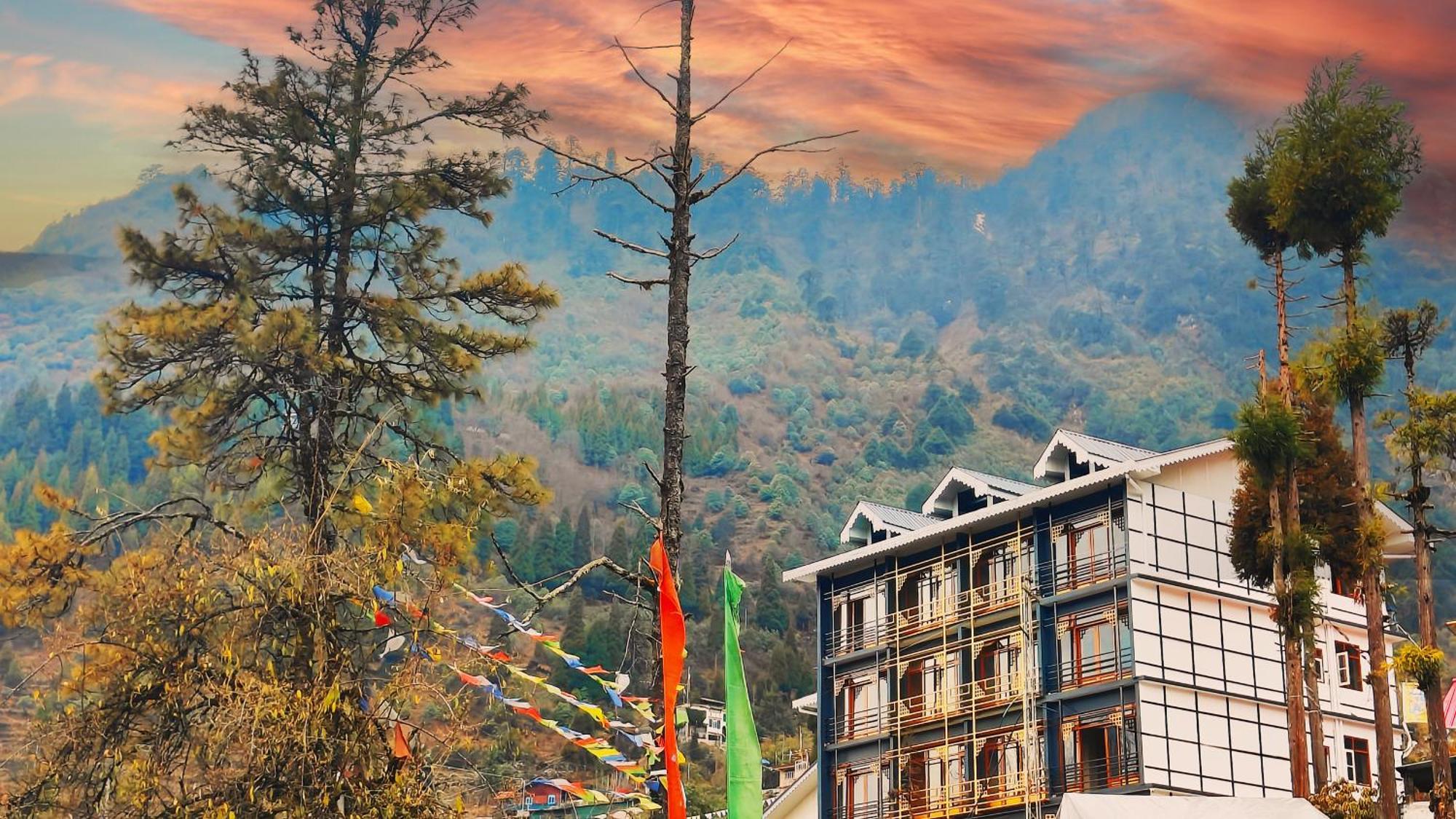 Mount Bayul Shangri-La Resort Lachung Exterior photo