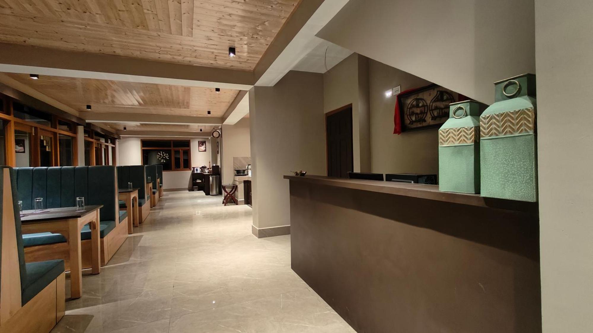 Mount Bayul Shangri-La Resort Lachung Exterior photo