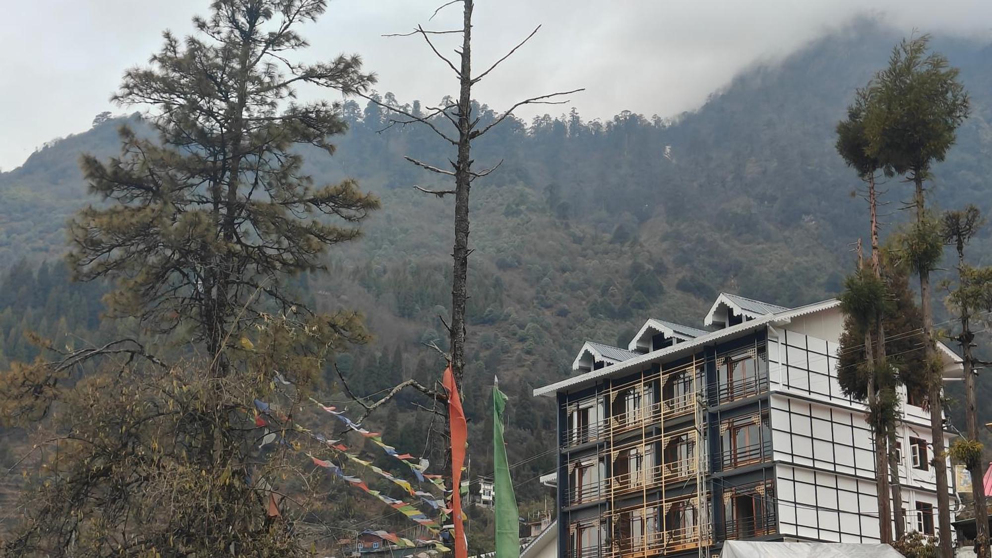 Mount Bayul Shangri-La Resort Lachung Exterior photo
